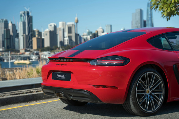 2024 Porsche 718 Cayman Coupe Image 12