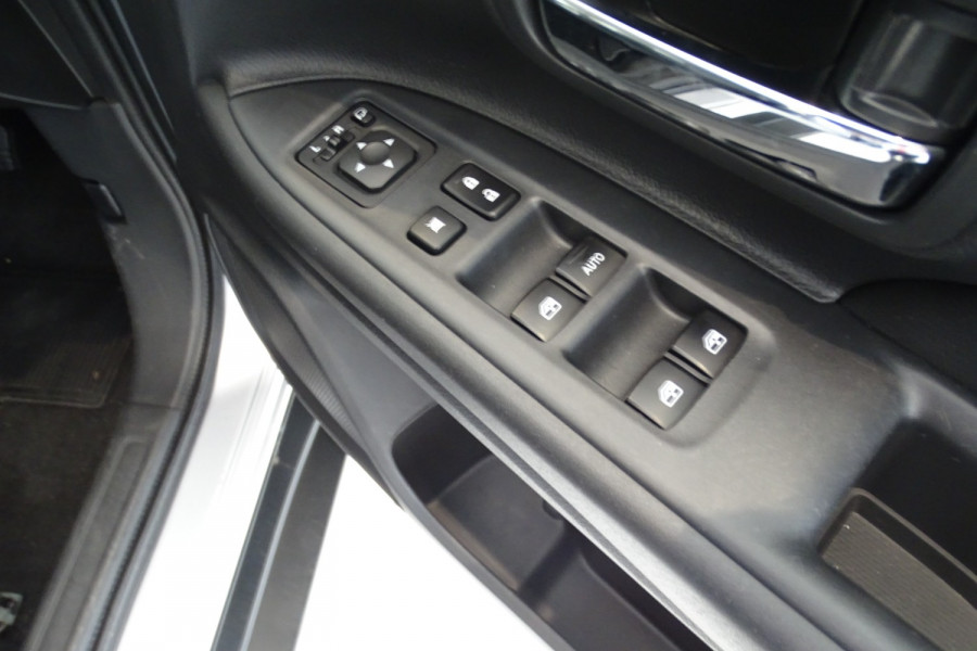 2017 Mitsubishi Outlander ZK LS SUV Image 13