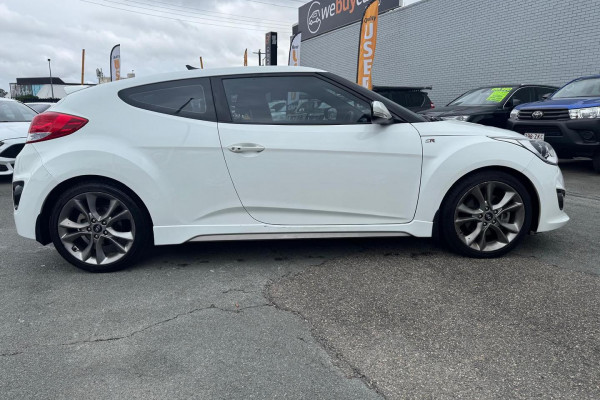 2016 Hyundai Veloster FS4 Series II SR Turbo Hatch Image 5