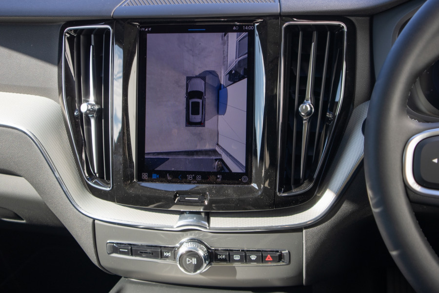 2025 Volvo XC60 UZ Plus B5 SUV Image 12