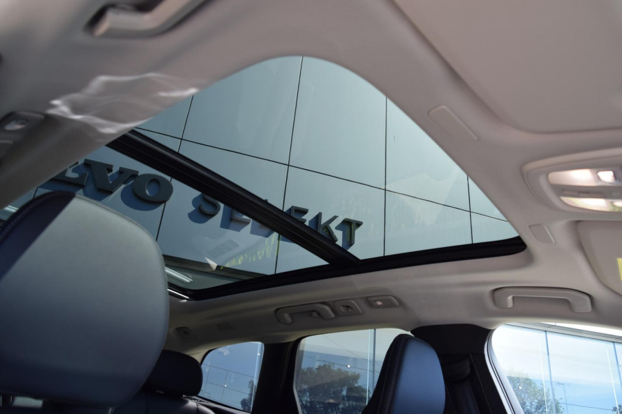 2026 Volvo XC60 UZ Ultra T8 Plug-in Hybrid Dark SUV Image 26