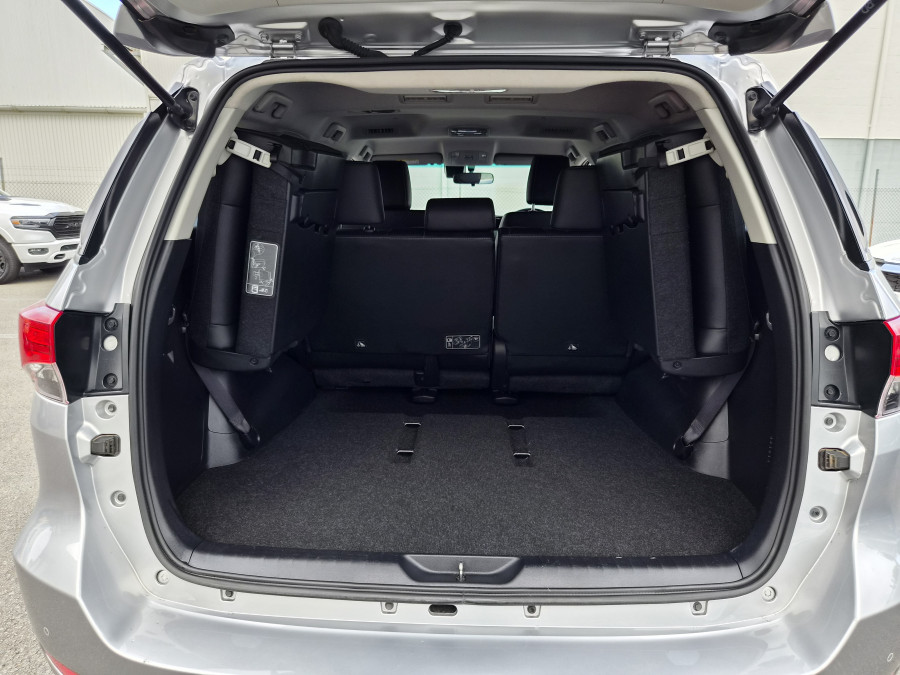 2022 Toyota Fortuner GUN156R GXL SUV Image 15