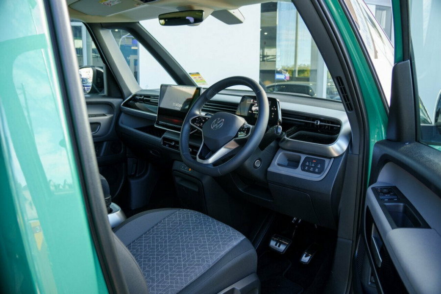2025 Volkswagen ID. Buzz EB Pro BEV560 People Mover Image 16