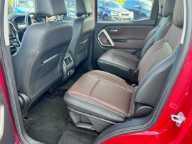 2023 Mahindra Scorpio  Z8 SUV image 14