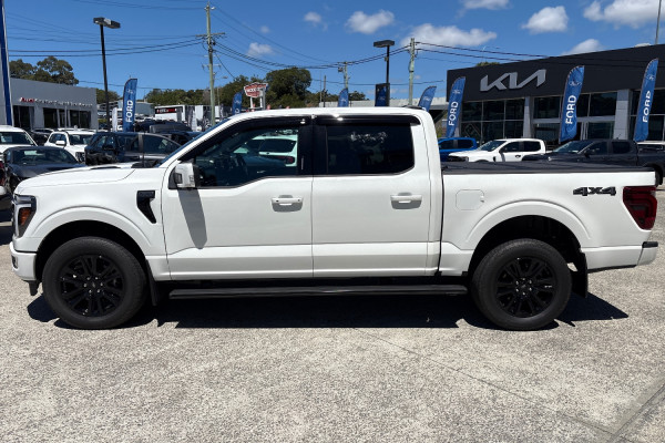 2024 Ford F-150  Platinum Dual Cab Image 5