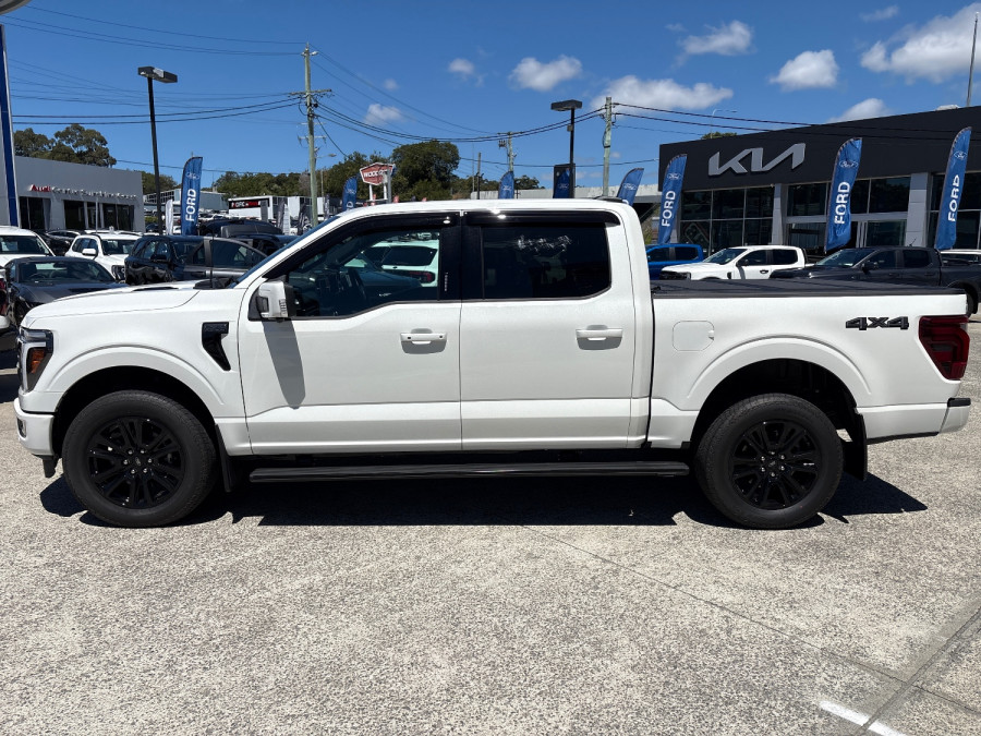 2024 Ford F-150  Platinum Dual Cab Image 5