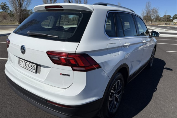 2017 MY18 Volkswagen Tiguan 5N 132TSI Comfortline SUV Image 3
