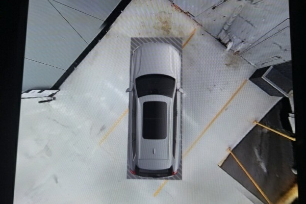 2025 Volvo XC90 L Series Ultra B5 Bright SUV Image 13