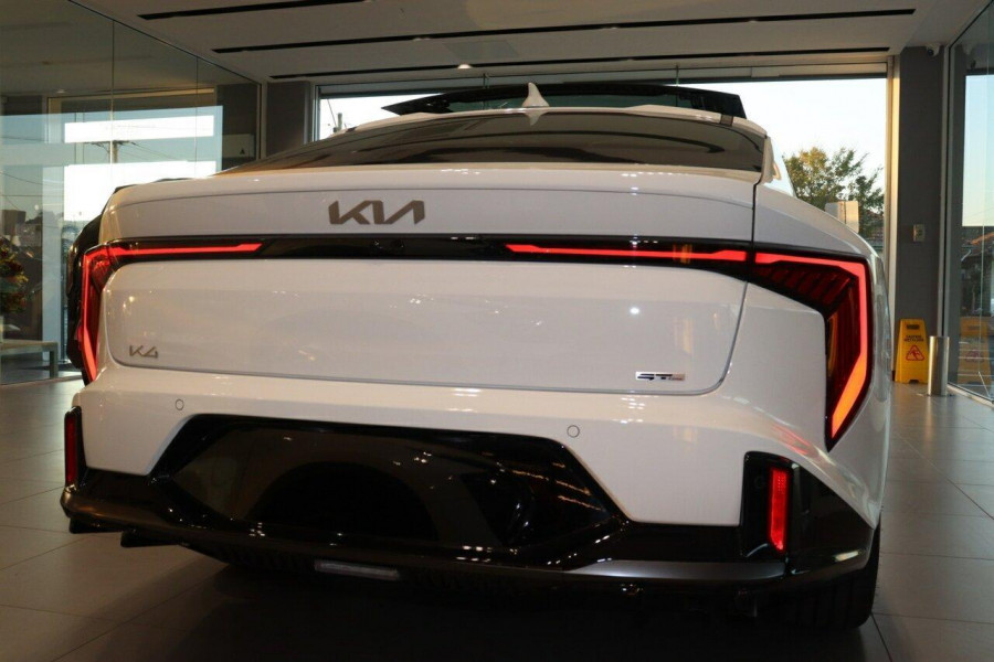 2025 Kia K4 CL4m GT-Line Sedan Image 10