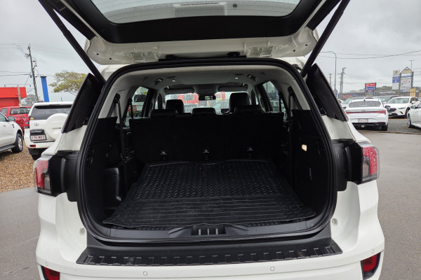 2024 MY24.5 Ford Everest UB Trend SUV Image 24