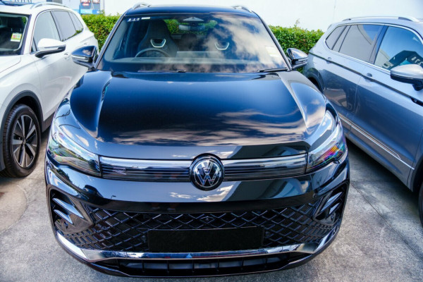 2026 Volkswagen Tiguan CT 150TSI R-Line SUV Image 3