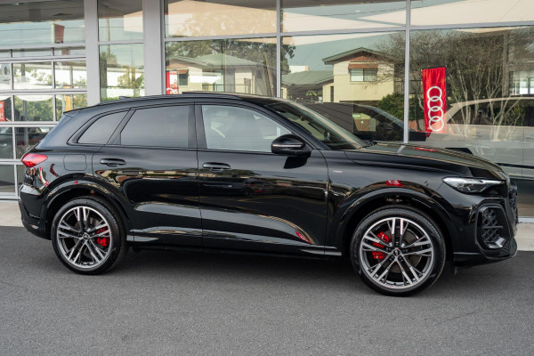2026 Audi Q5 e-hybrid 270kW SUV image 3