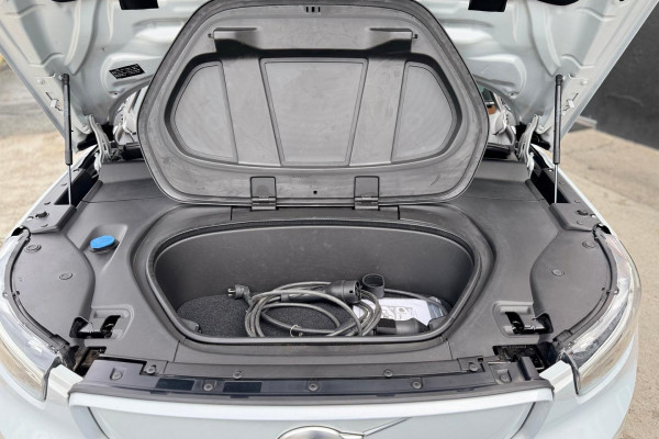 2021 MY22 Volvo XC40 XZ Recharge Pure Electric SUV Image 26