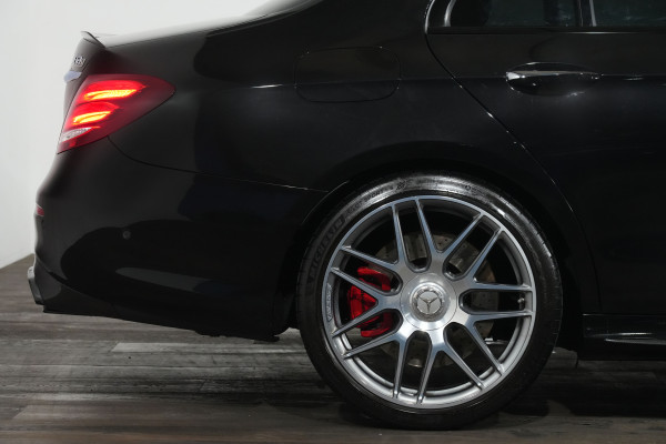 2017 Mercedes-Benz E-Class 63 S 4matic+ Sedan image 6