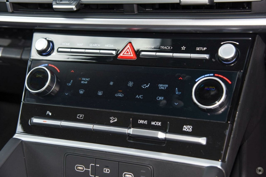 2025 Hyundai Santa Fe MX5.V1 Hybrid SUV Image 14