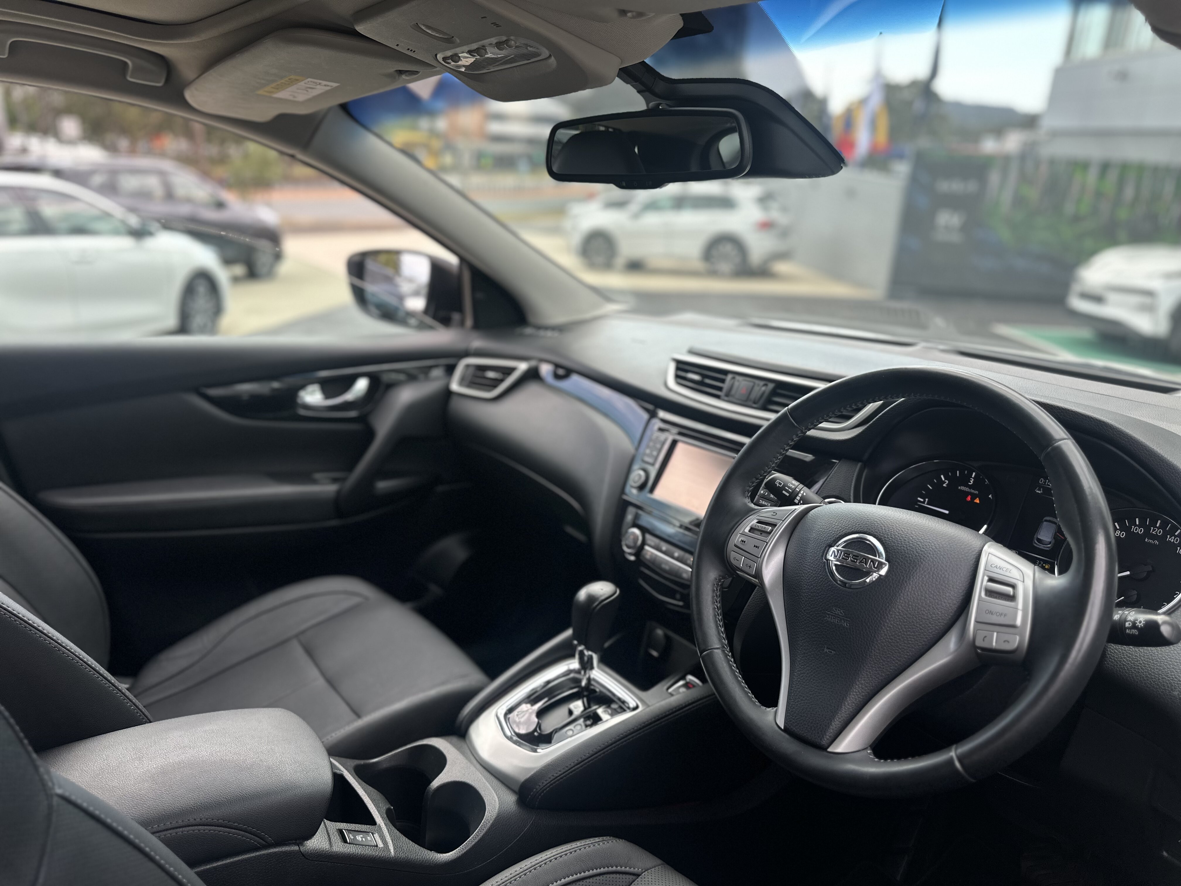 2015 Nissan QASHQAI J11 TL SUV Image 9