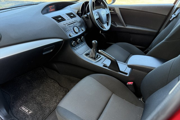 2013 Mazda 3 BL Series 2 Maxx Sport Hatch Image 2