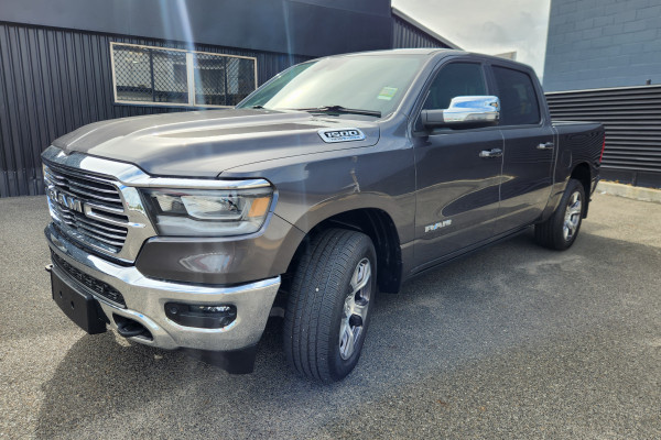 2023 Ram 1500 DT Laramie Ute Image 2