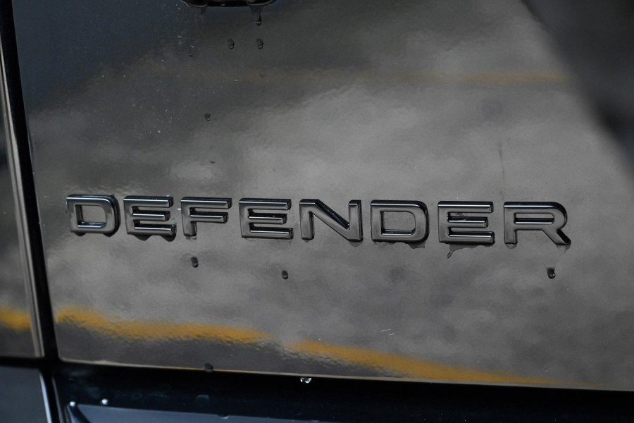 2026 Land Rover Defender L663 90 D250 S SUV