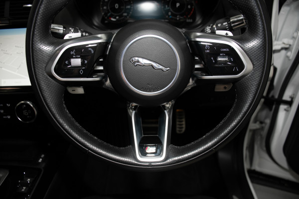 2021 Jaguar E-PACE P250 R-Dynamic S SUV Image 17