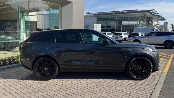 2024 MY25 Land Rover Range Rover Velar L560 P400 Dynamic HSE SUV image 6