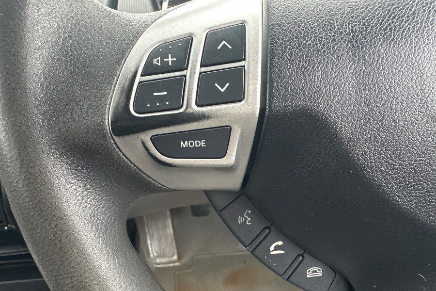 2014 MY15 Mitsubishi Triton MN GLX Ute Image 13