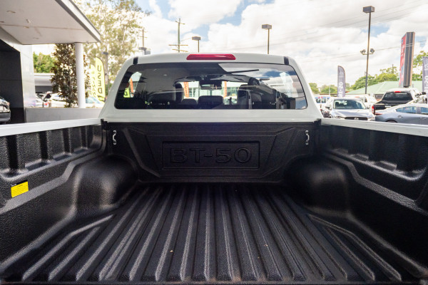 2025 Mazda BT-50 TF GT Cab Chassis Image 17