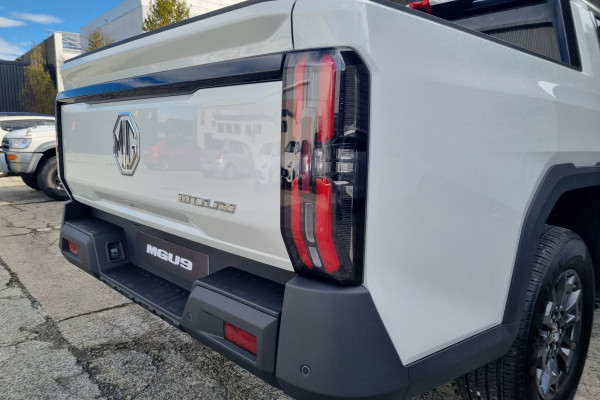 2025 MG U9 Explore Ute Image 18