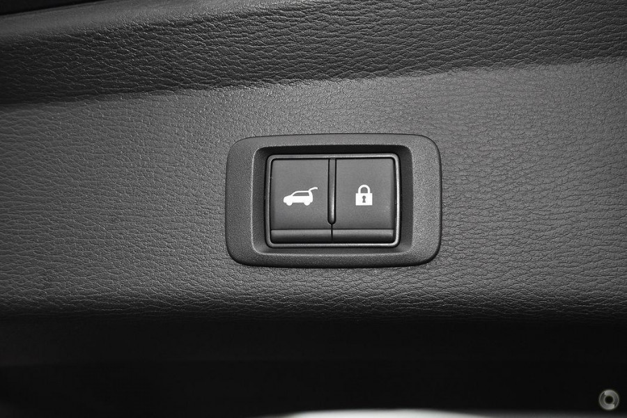 2025 Mitsubishi Outlander ZM Aspire SUV Image 14