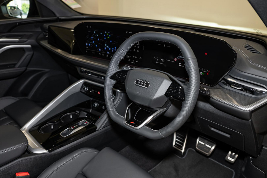 2026 Audi Q5 e-hybrid 270kW SUV