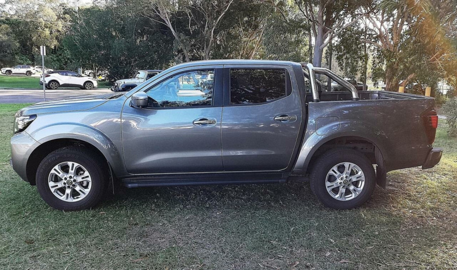 2024 Nissan Navara D23 ST Ute Image 9