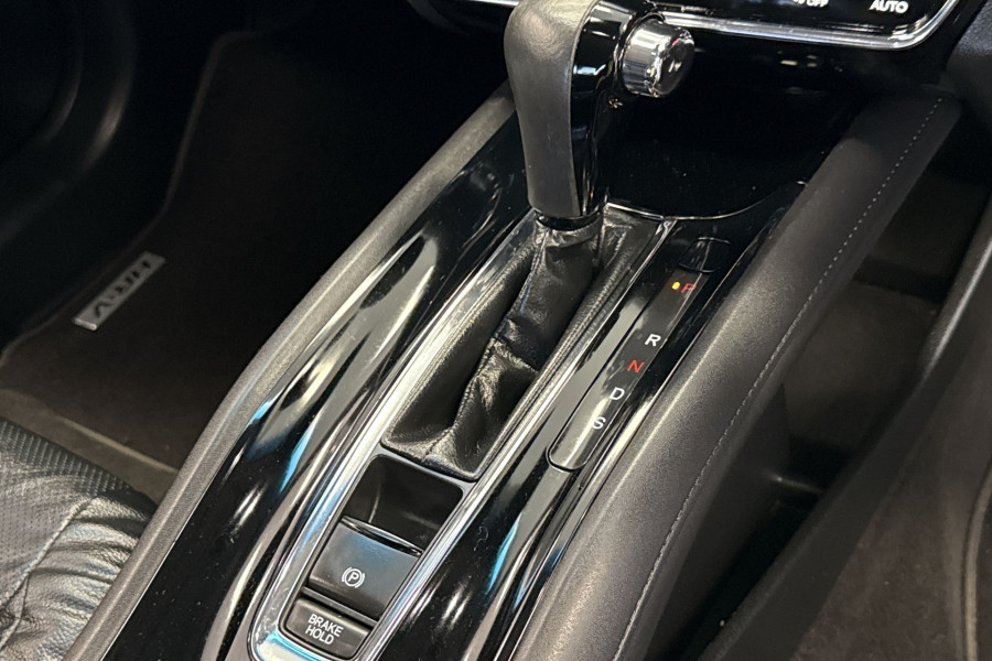 2019 MY20 Honda HR-V  VTi-LX SUV Image 9