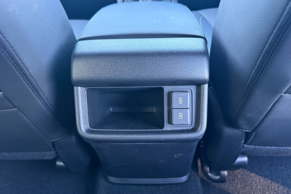 2025 MY25.5 Isuzu MU-X RJ LS-T SUV Image 12