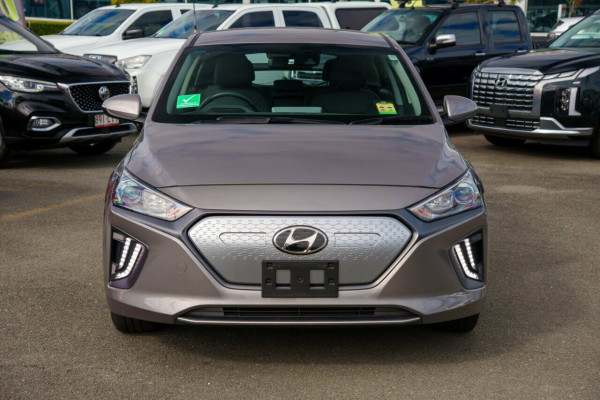 2022 Hyundai IONIQ AE.V4 Electric Elite Coupe Image 5