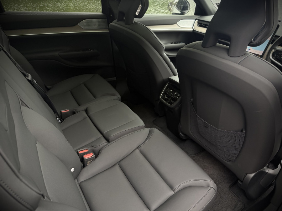 2026 Volvo EX90 No Series Ultra Twin Motor Performance SUV Image 16
