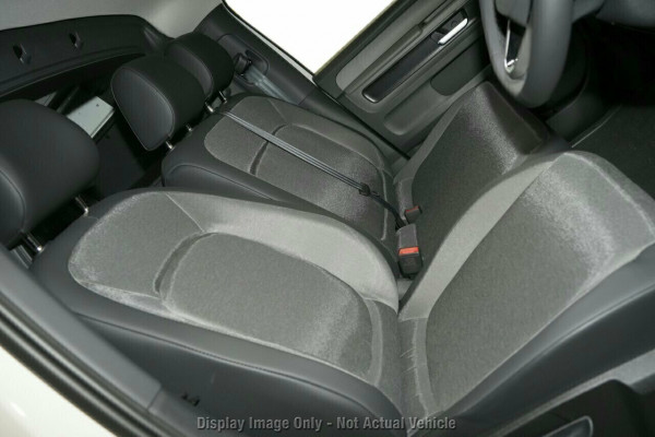 2025 Volkswagen ID. Buzz Cargo EBN BEV550 Van Image 21