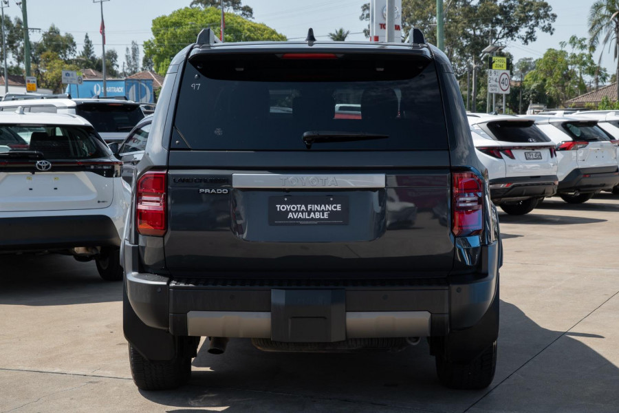 2025 Toyota LandCruiser Prado GDJ251R GXL SUV Image 4