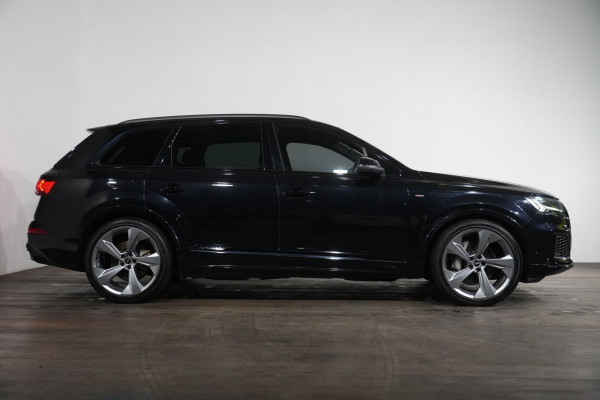 2021 Audi Q7 4M 50 TDI S Line SUV Image 4