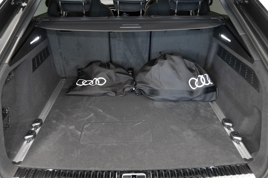 2026 Audi Q8 F1 TFSI e 360kW S line SUV