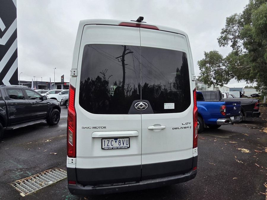 2023 LDV Deliver 9  LWB Van Image 6