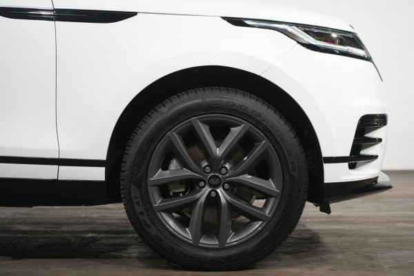 2024 Land Rover Range Rover Velar L560 P250 Dynamic SE SUV Image 5