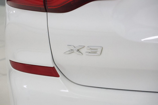 2018 BMW X3 G01 xDrive20d SUV image 4