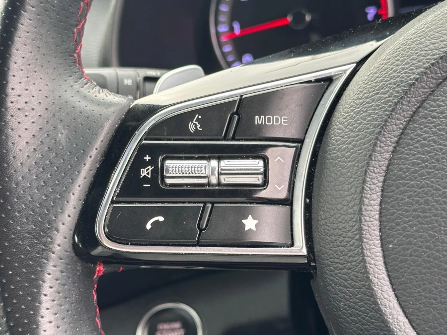 2022 Kia Cerato BD GT Hatch Image 21