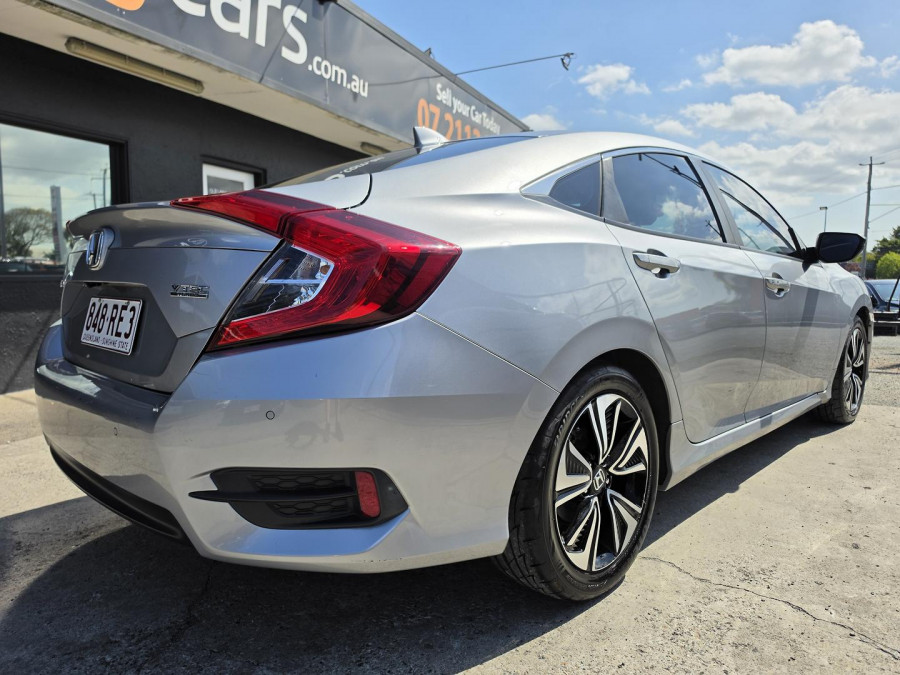 2016 Honda Civic 10th Gen VTi-LX Sedan Image 7