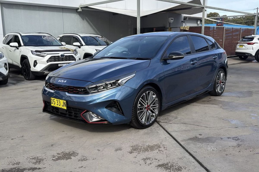 2022 Kia Cerato BD GT Hatch Image 9