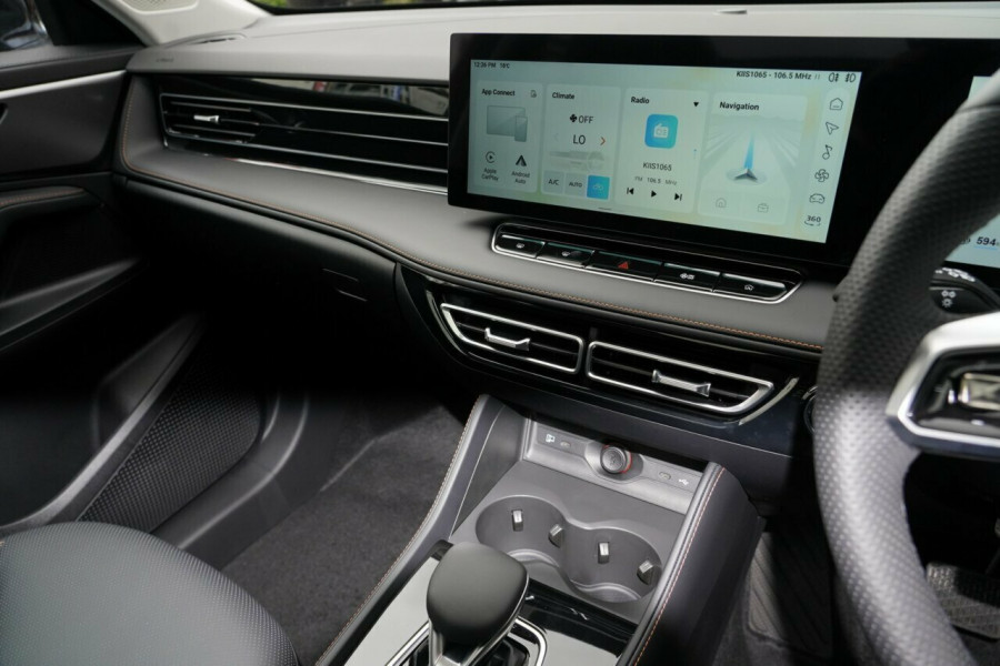 2025 MG HS AS33H Essence Hybrid+ SUV Image 11