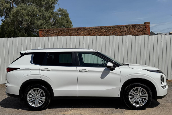 2022 MY22.5 Mitsubishi Outlander ZM LS SUV