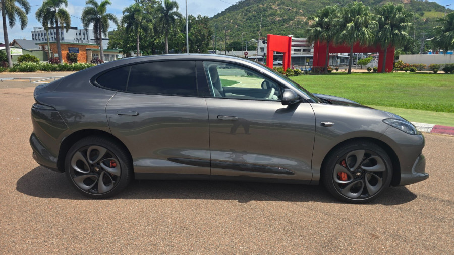 2025 MG IM6 S12L Platinum SUV Image 21