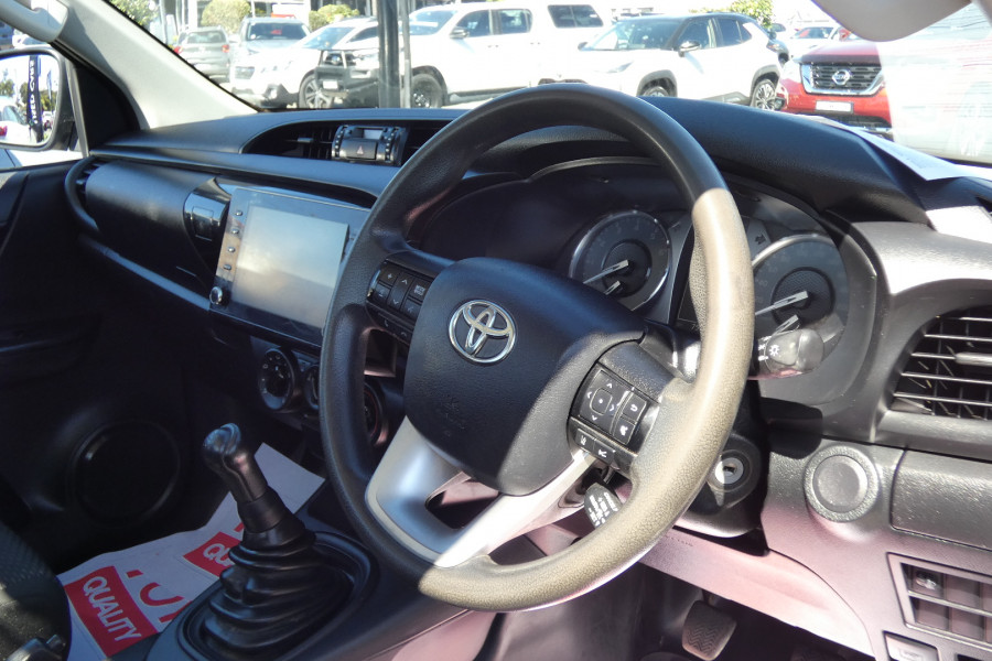 2021 Toyota HiLux TGN121R WORKMATE 4X2 Cab Chassis Image 12