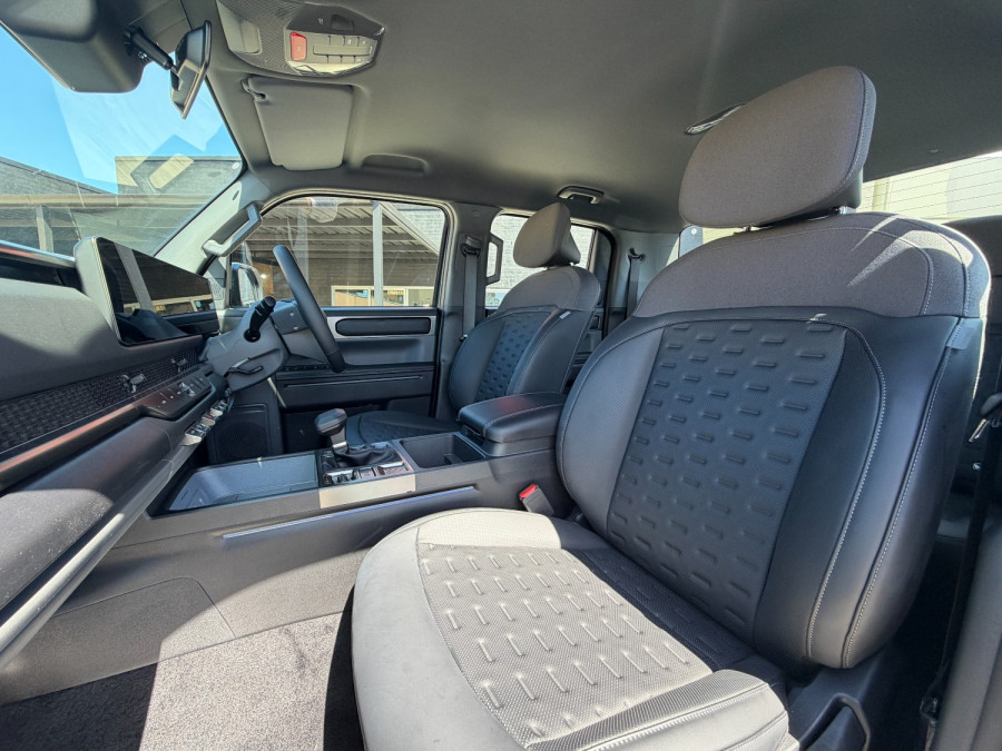 2025 MY26 Kia Tasman TK SX+ Ute Image 13